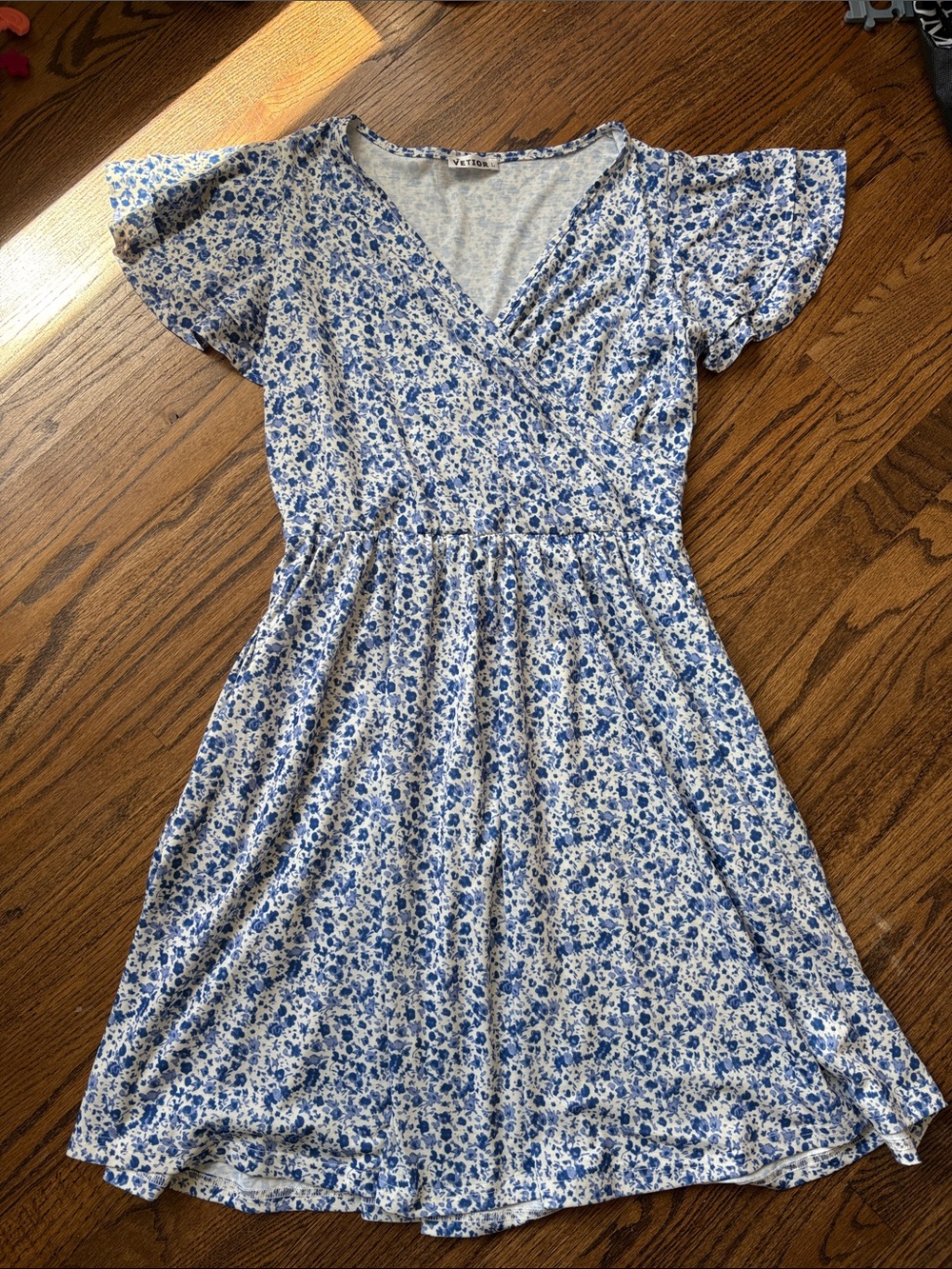 Women’s Blue Floral Wrap Midi Dress